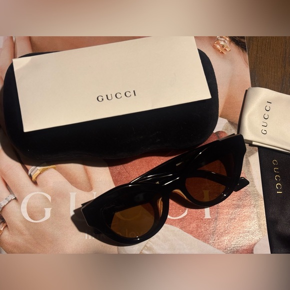 Gucci 💅✨ Black Designer GG Cat Eye Sunglasses Italy GG0957S 003 52-19-145 - Picture 7 of 12